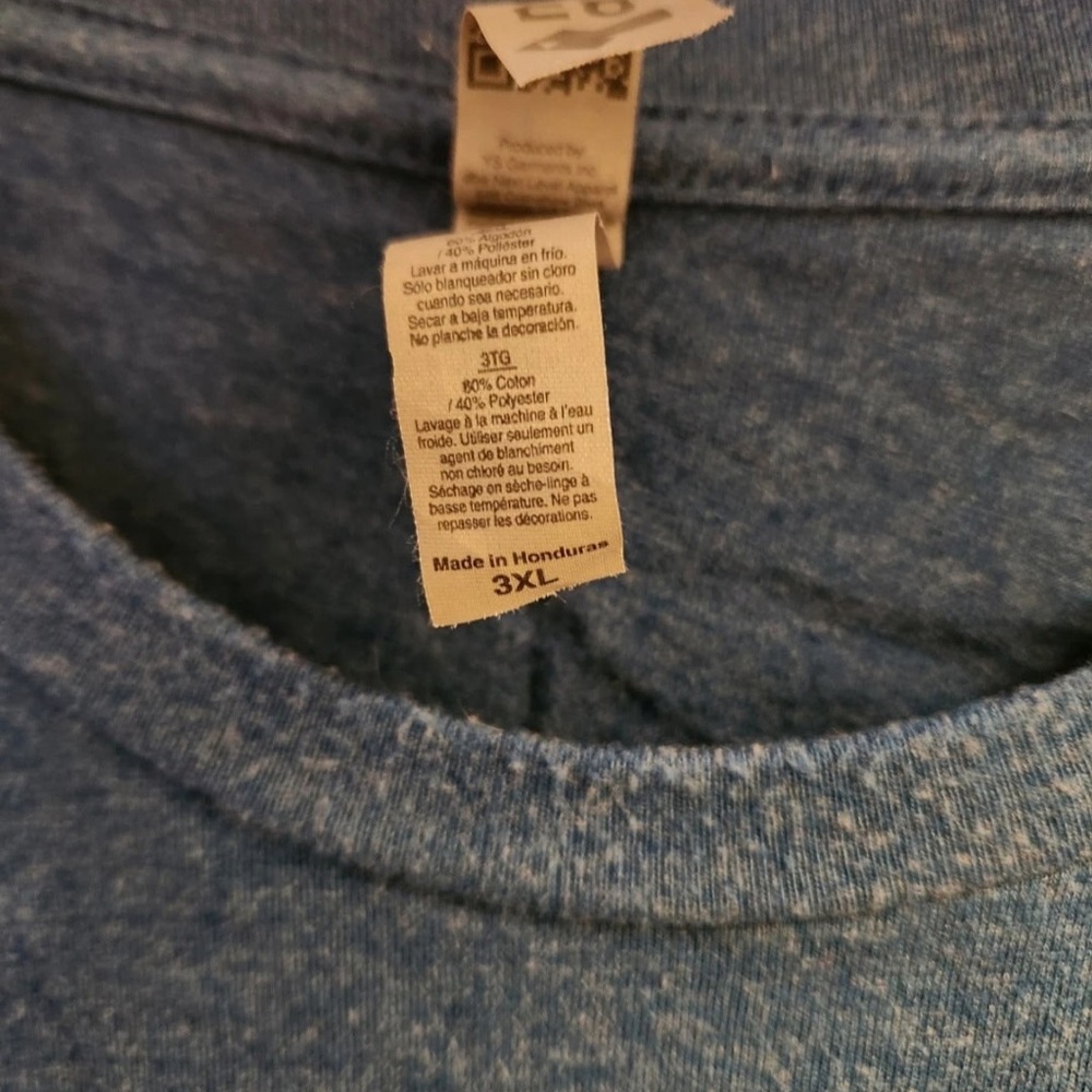 2 Petsmart Employee Shirts - Picture 3 of 10